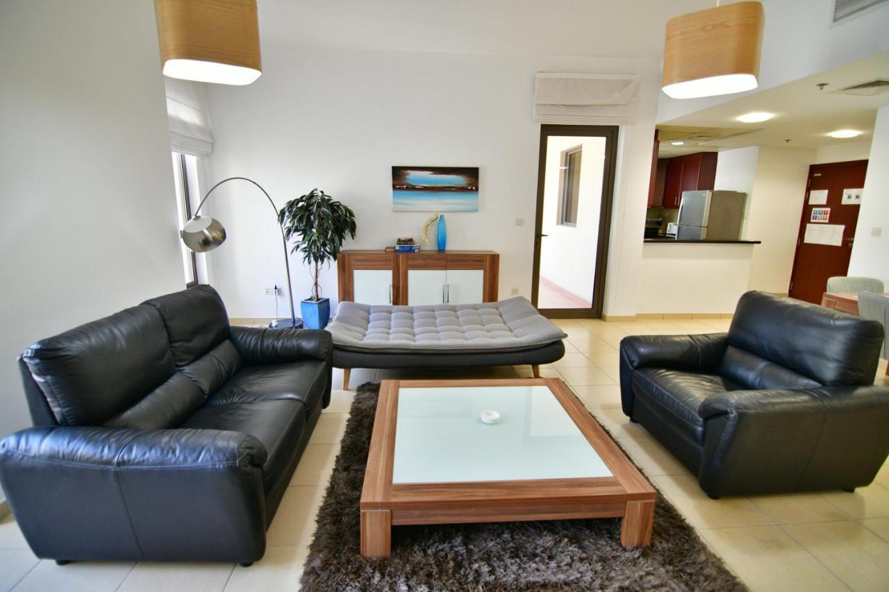 Holiday Homes Дубай Экстерьер фото