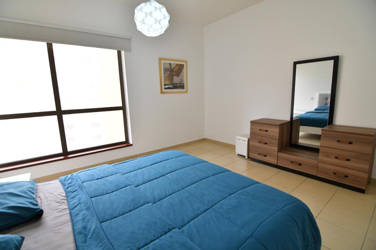 Holiday Homes Дубай Экстерьер фото