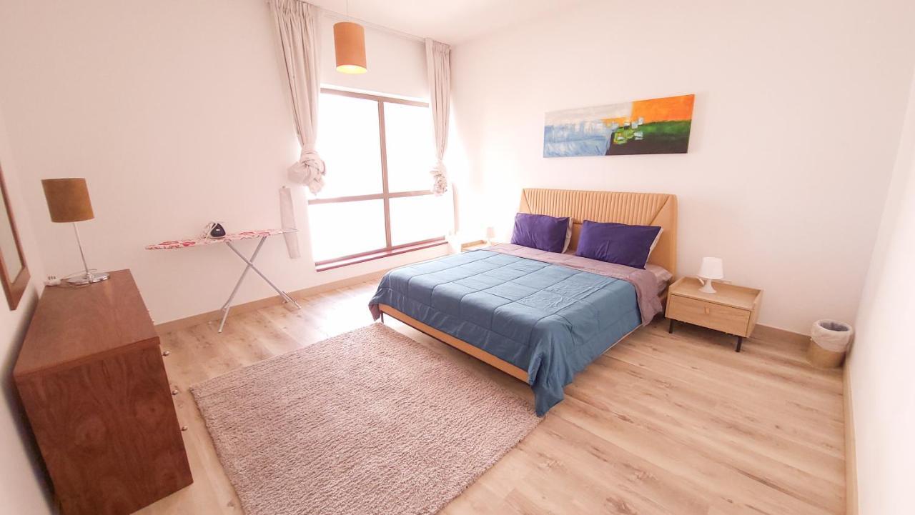 Holiday Homes Дубай Экстерьер фото