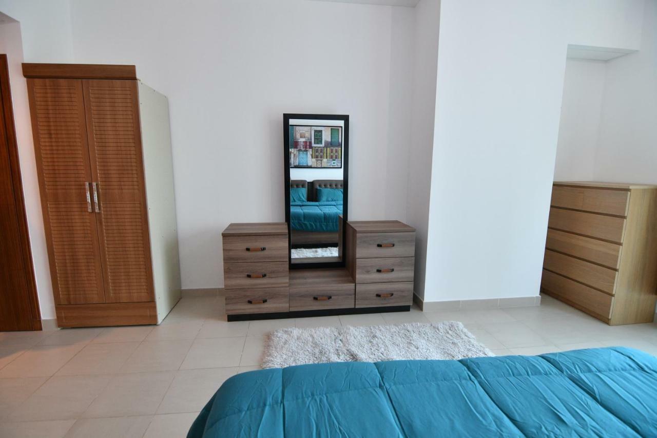 Holiday Homes Дубай Экстерьер фото