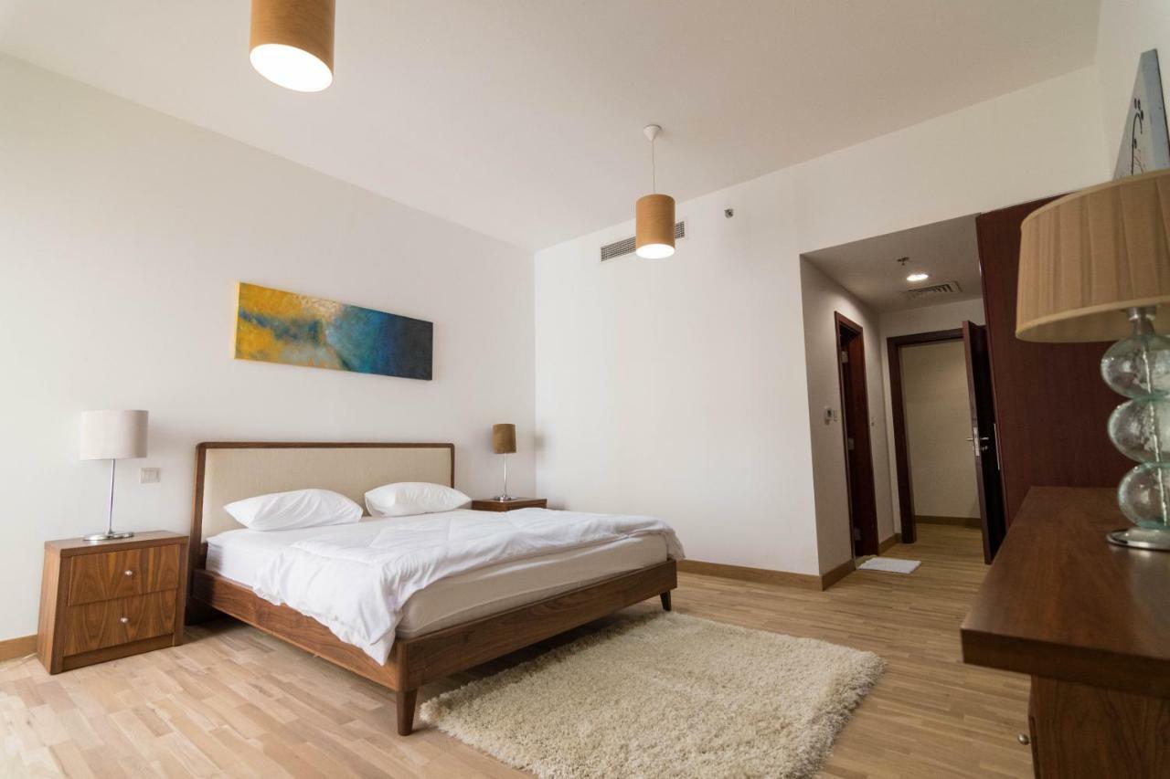 Holiday Homes Дубай Экстерьер фото